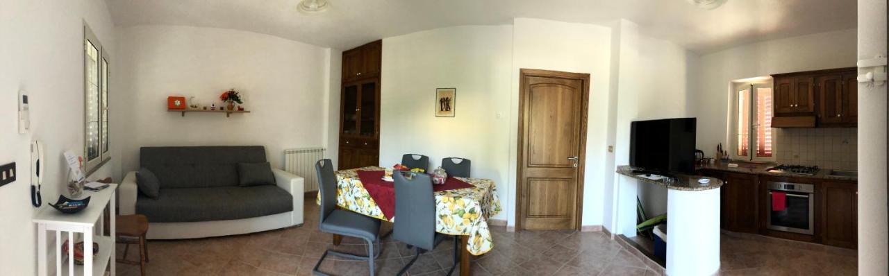 Appartamento In Villa Andreina Orosei Exteriör bild