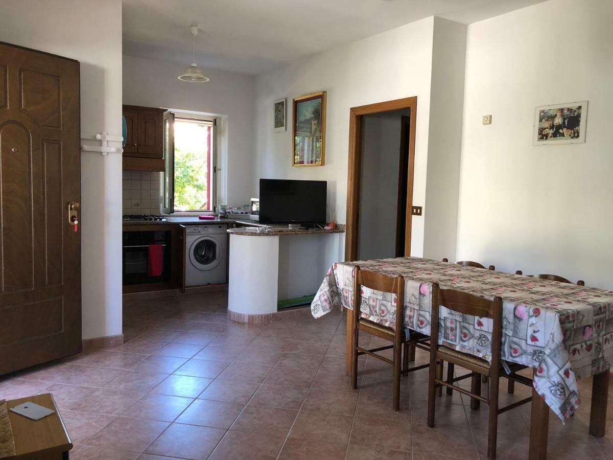Appartamento In Villa Andreina Orosei Exteriör bild